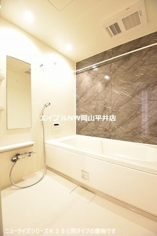 アヴェニールガーデンの物件内観写真