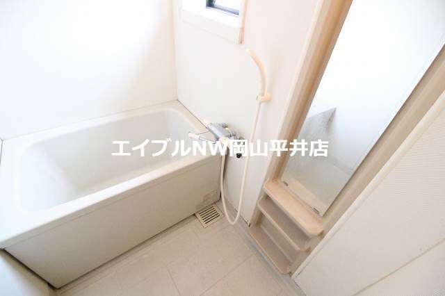 ニューハピニス　Ｂ棟の物件内観写真