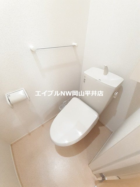 ラルーチェＢ棟の物件内観写真