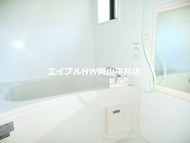 ウェスト・バレイの物件内観写真