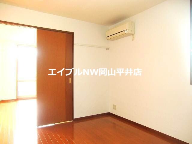 ウェスト・バレイの物件内観写真