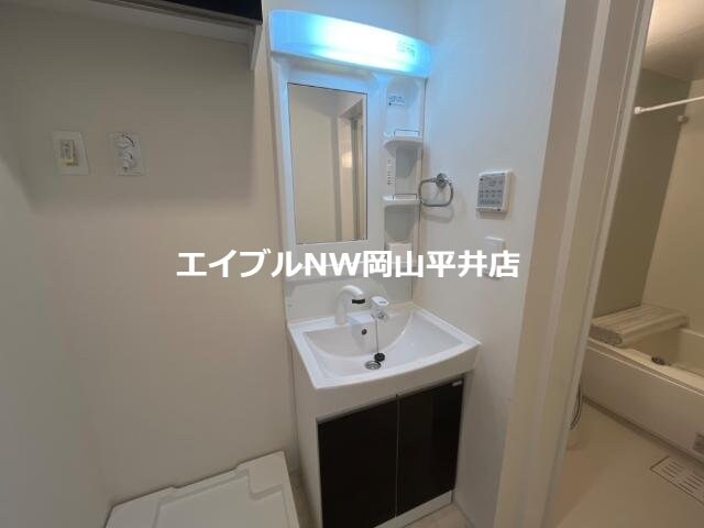 アムール・ルミエールの物件内観写真