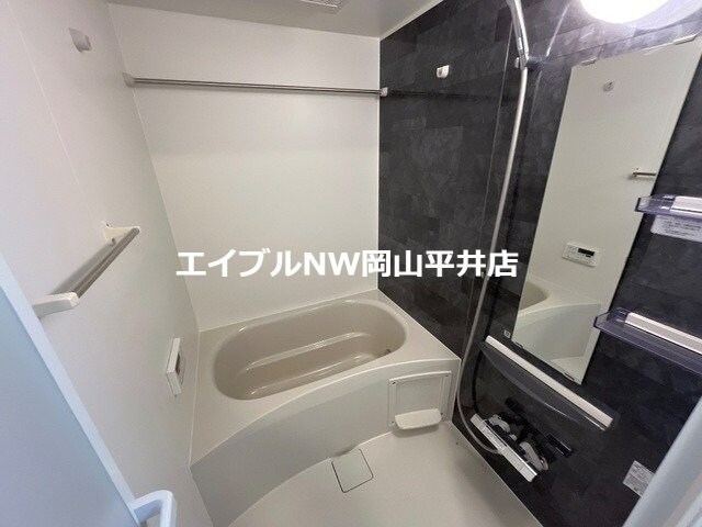 アムール・ルミエールの物件内観写真