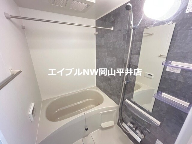 アムール・ルミエールの物件内観写真