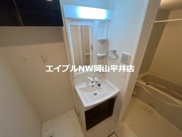 アムール・ルミエールの物件内観写真