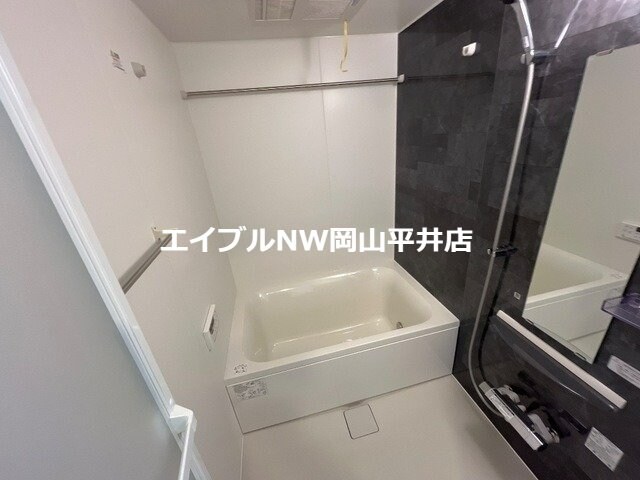 アムール・ルミエールの物件内観写真