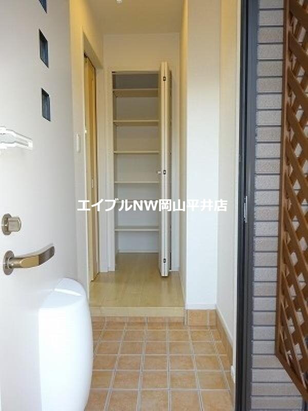 コッティ・ノイの物件内観写真