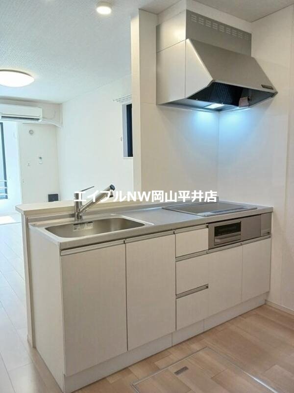 コンテルミナスの物件内観写真