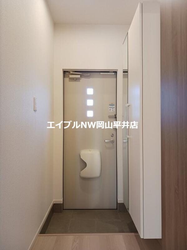 コンテルミナスの物件内観写真