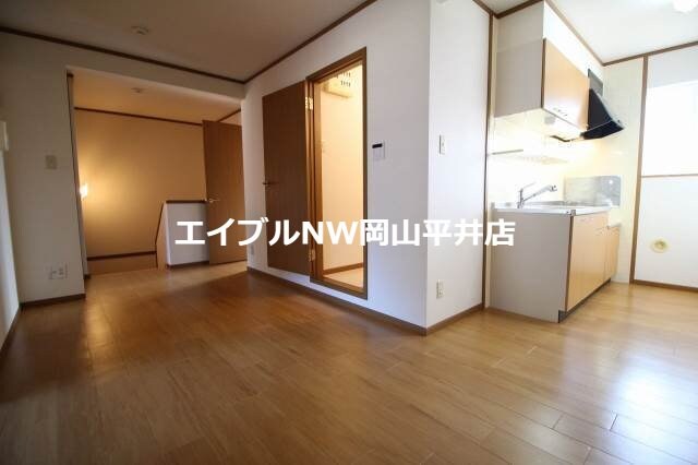 クレストール牟佐の物件内観写真