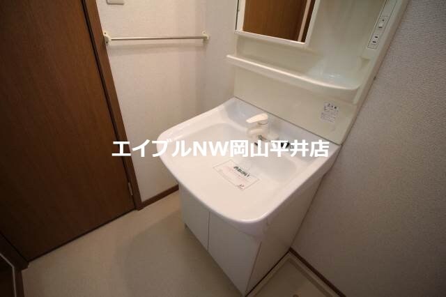 クレストール牟佐の物件内観写真