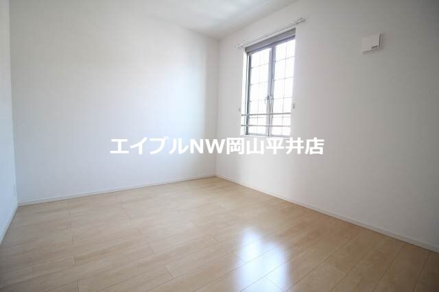 オフショアⅢの物件内観写真