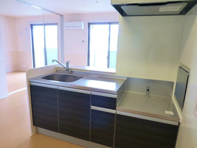 四街道駅 バス10分  技能ｾﾝﾀー入口下車：停歩3分 2階の物件内観写真