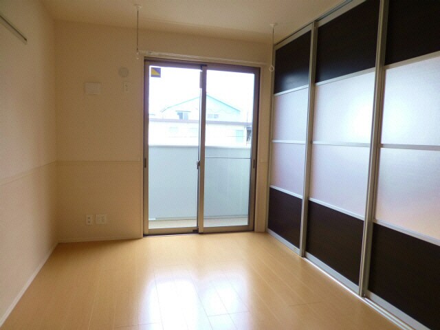 四街道駅 バス10分  技能ｾﾝﾀー入口下車：停歩3分 2階の物件内観写真