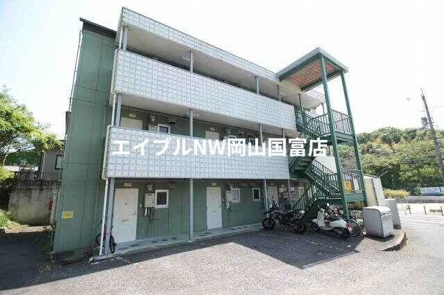 グリンベルⅣの物件外観写真