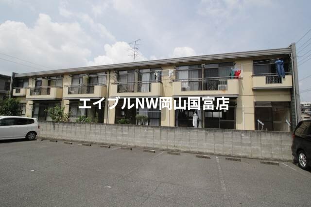 ヴィレッジ白菊の物件外観写真