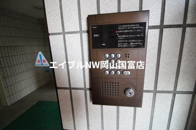 ネクスト倉田　東館の物件外観写真