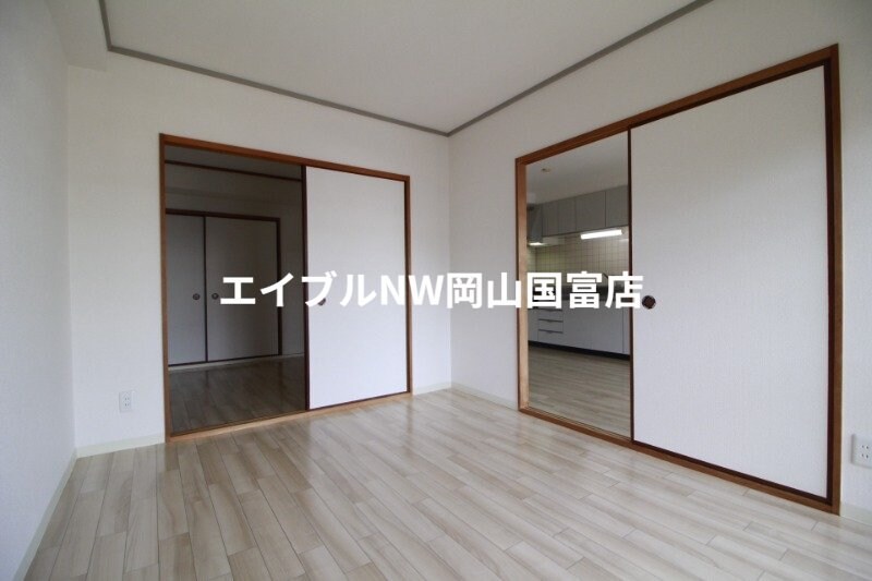 ネクスト倉田　東館の物件内観写真