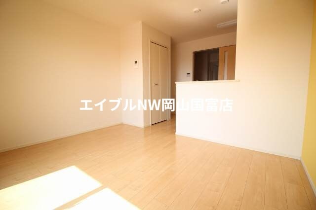 オフショアⅢの物件内観写真