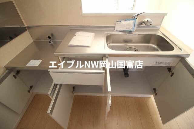 オフショアⅢの物件内観写真