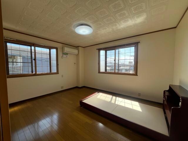 カレッジハウスの物件内観写真