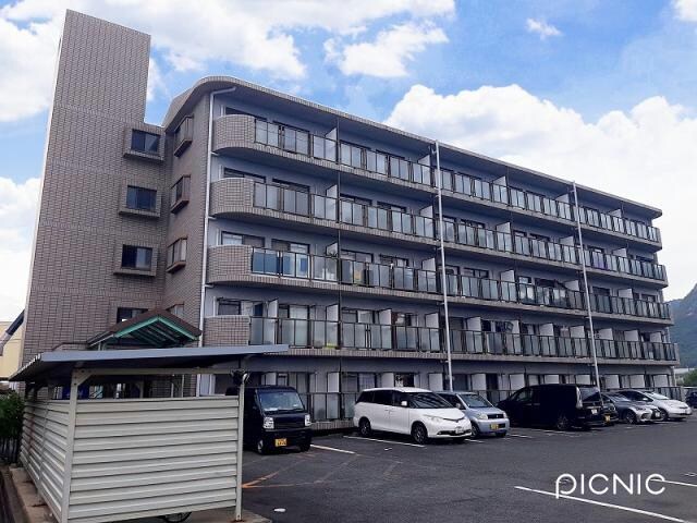 ロイヤルパレスの物件外観写真