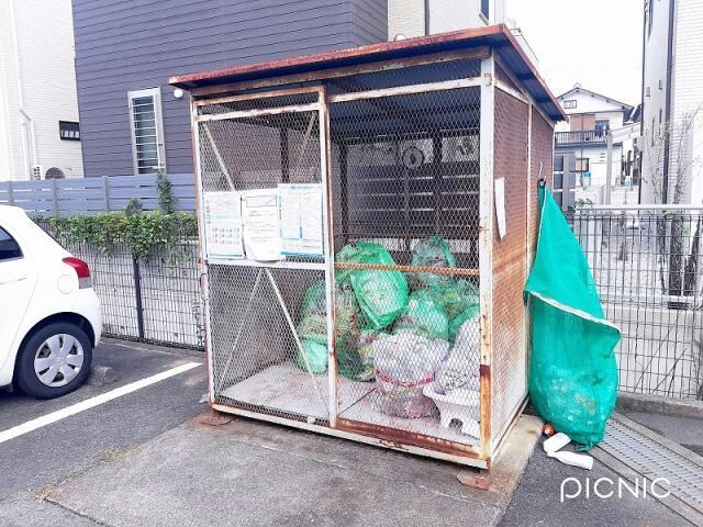 ロイヤルパレスの物件外観写真