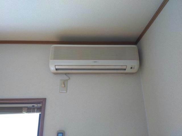 ナガヤマハイツ参番館の物件内観写真