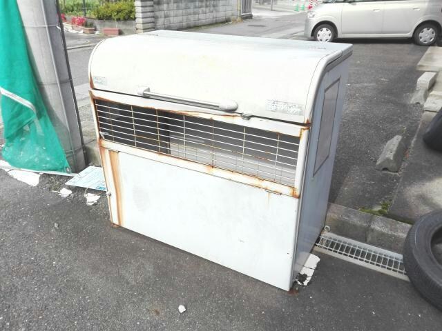 シティマンション八日市の物件外観写真