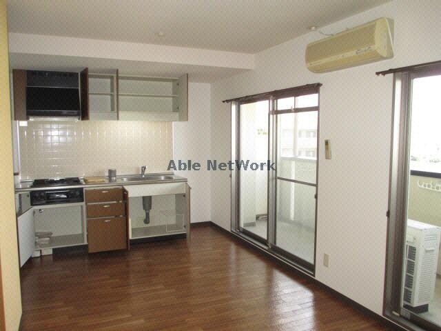 メゾンキャピトルの物件内観写真