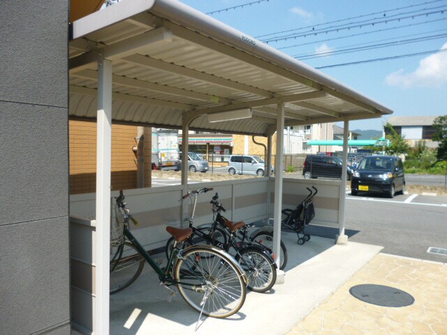 アースマーシマンションⅡの物件外観写真