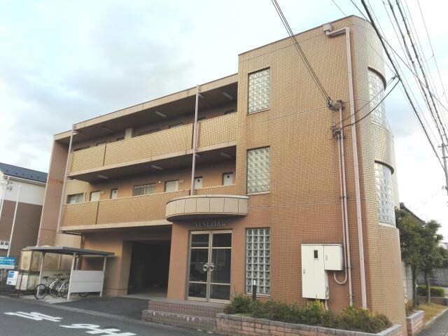 ベネツィアマンションの物件外観写真