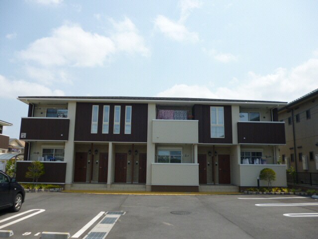 クレール聖徳Ｃの物件外観写真