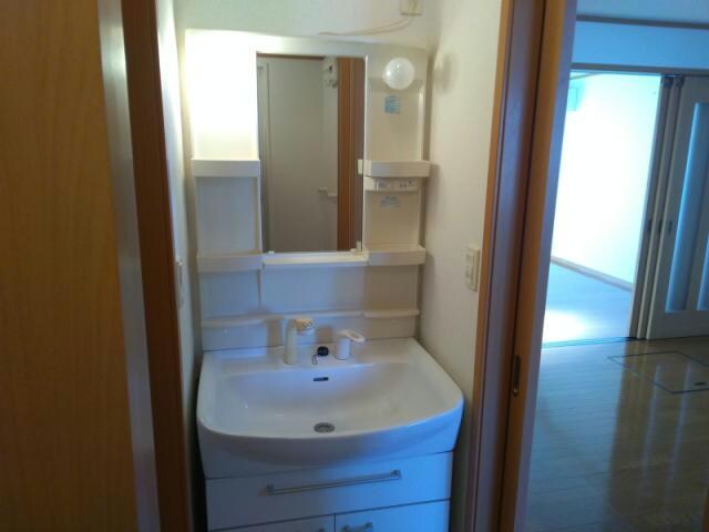 ランジェ・ドゥ・スリジエⅡの物件内観写真