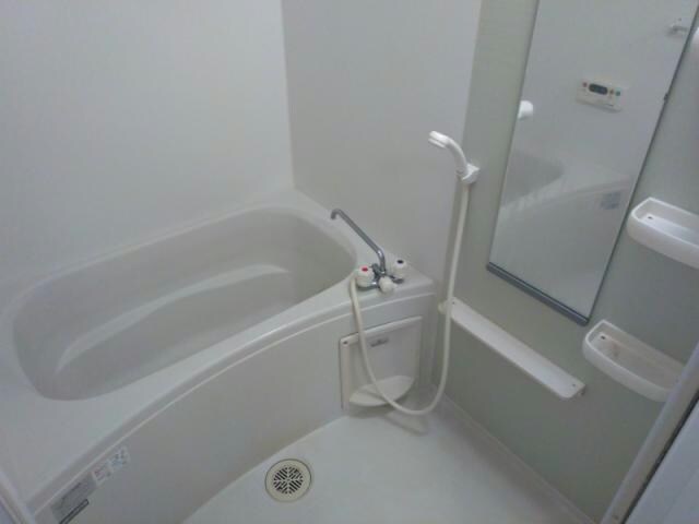 ランジェ・ドゥ・スリジエⅡの物件内観写真