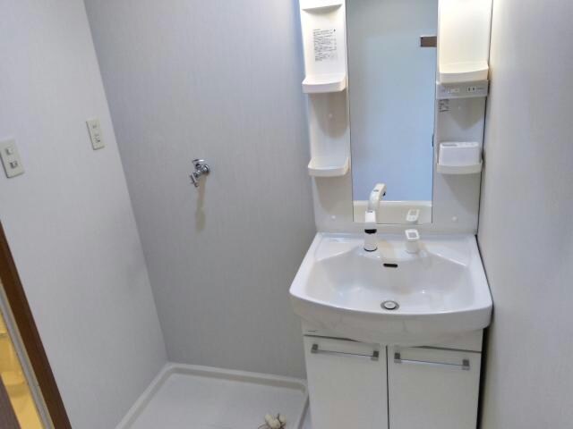 エルミナコート八日市の物件内観写真