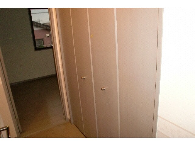 ハイカムール間瀬貝　Ｂの物件内観写真