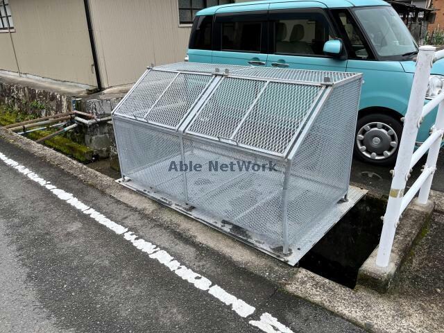 ディアス･オークの物件外観写真