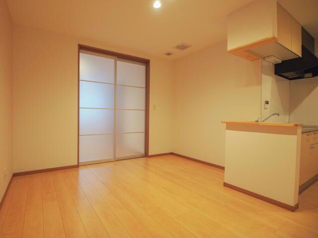 ロンドベル県央Cの物件内観写真