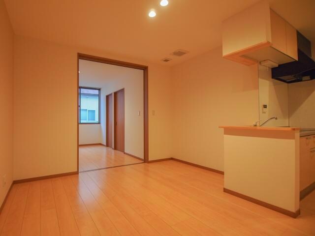 ロンドベル県央Cの物件内観写真