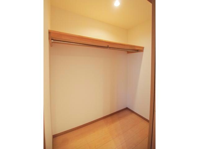 ロンドベル県央Cの物件内観写真