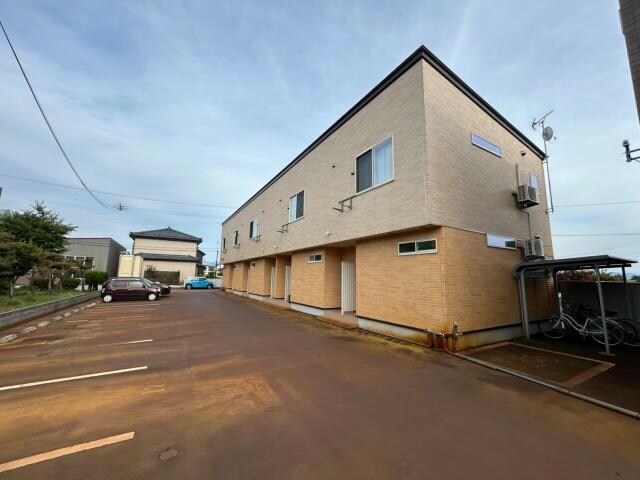 フロマージュの物件外観写真