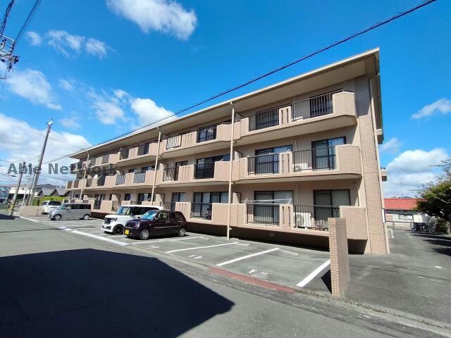 セレーブル春日の物件外観写真