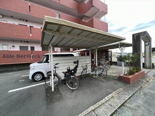 フィオーレ・アダチの物件外観写真