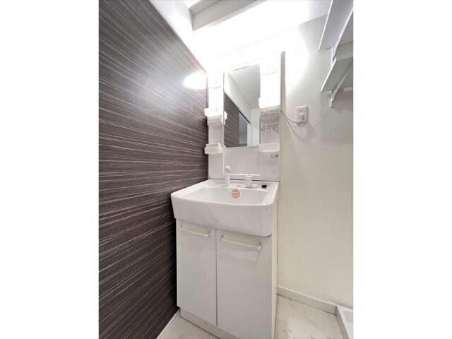 フィオーレ・アダチの物件内観写真