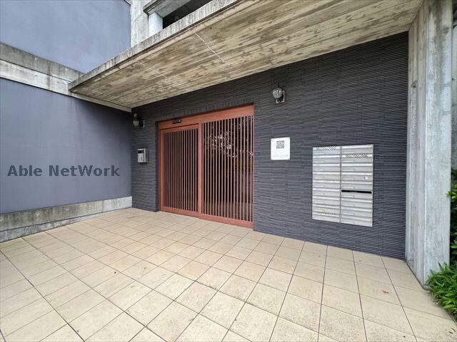 R.Courtの物件外観写真