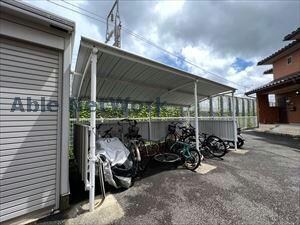 オリーブガーデンの物件外観写真