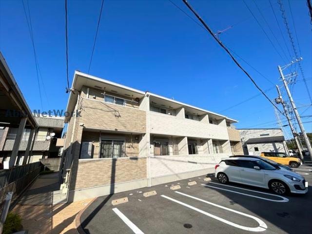 ラインズ山田町の物件外観写真