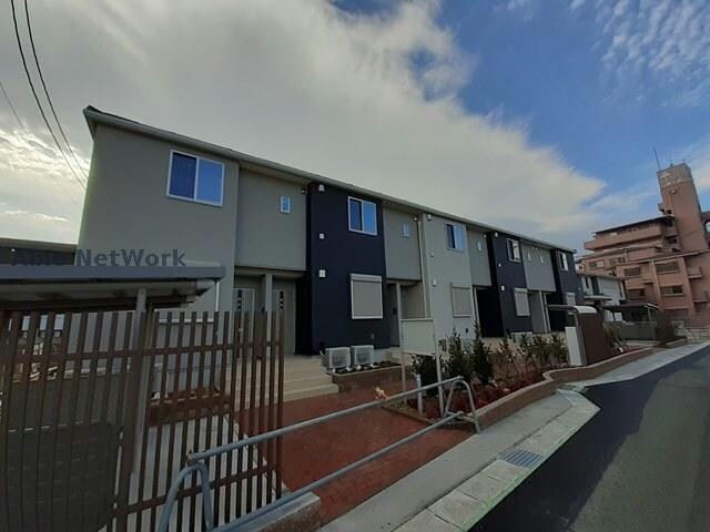 リブリオポラCの物件外観写真