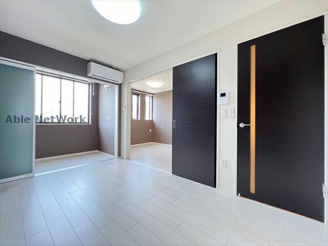 コンテ吉川の物件内観写真